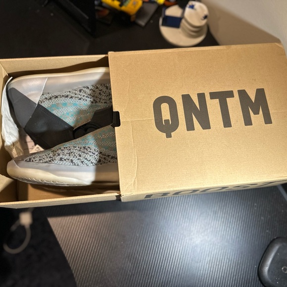 adidas yeezy quantum teal blue